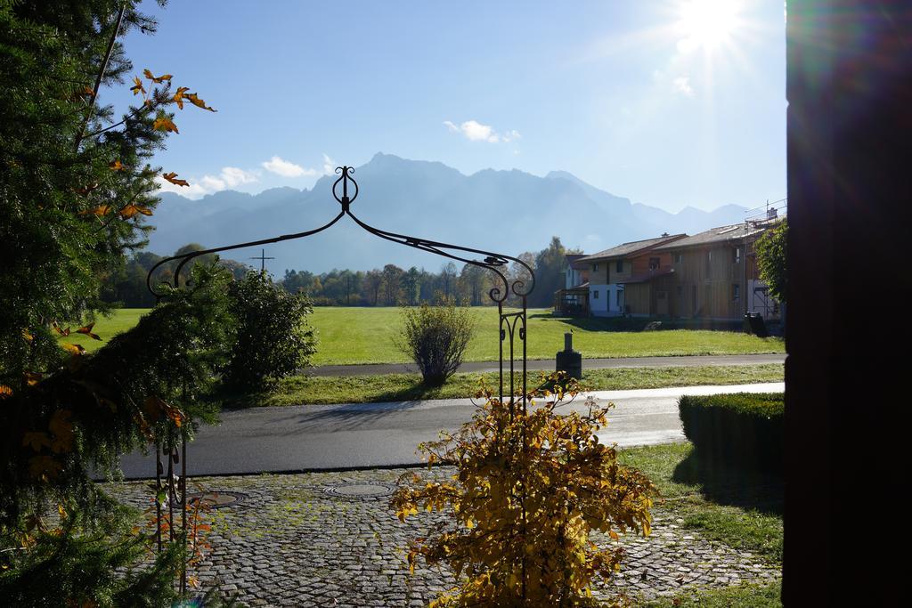 Ferienwohnung Romantik Im Roten Haus Füssen Exterior foto