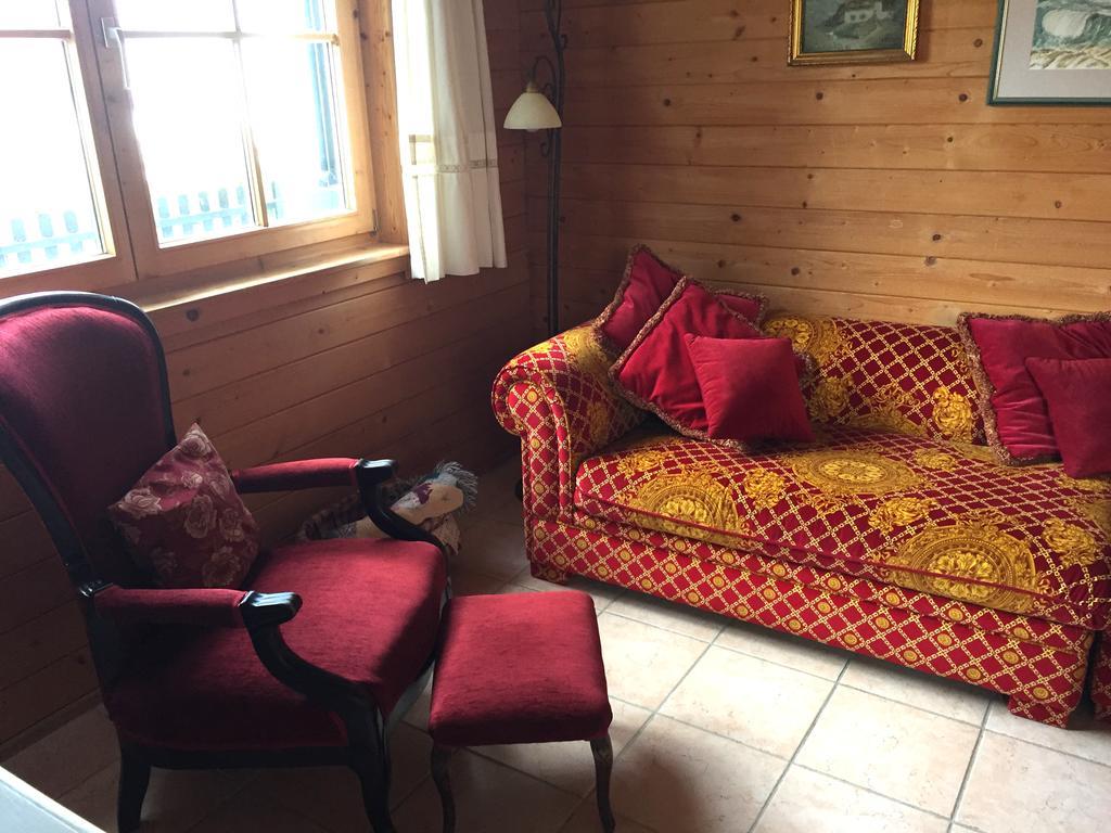 Ferienwohnung Romantik Im Roten Haus Füssen Exterior foto